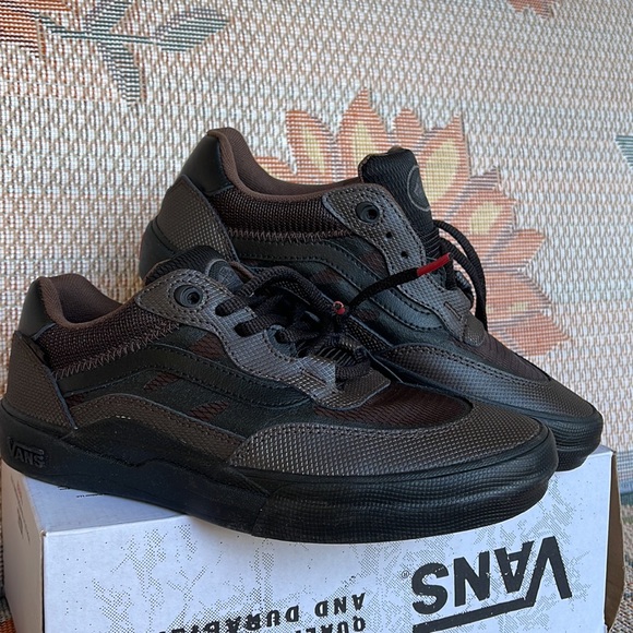 Vans WMNS Wayvee
(Justin Henry) Coffebean
VN0A5JIA8AC
Sneakers G - Picture 6 of 16